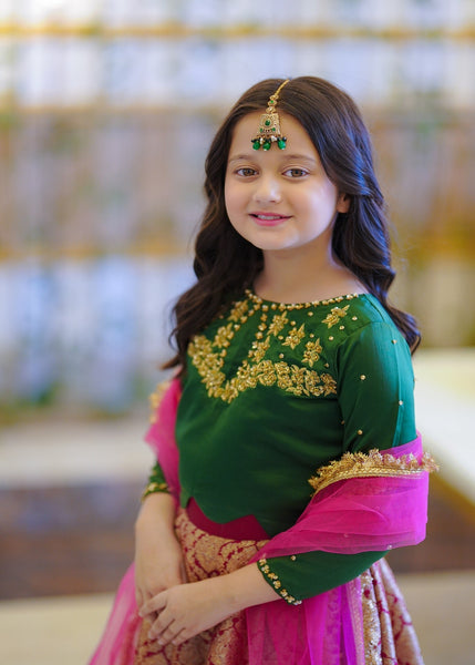 Seerat BAALA girls multi-color raw silk choli and jamawar lehenga front view
Close-up of intricate Adda work (cutdana & dabka) on Seerat BAALA choli