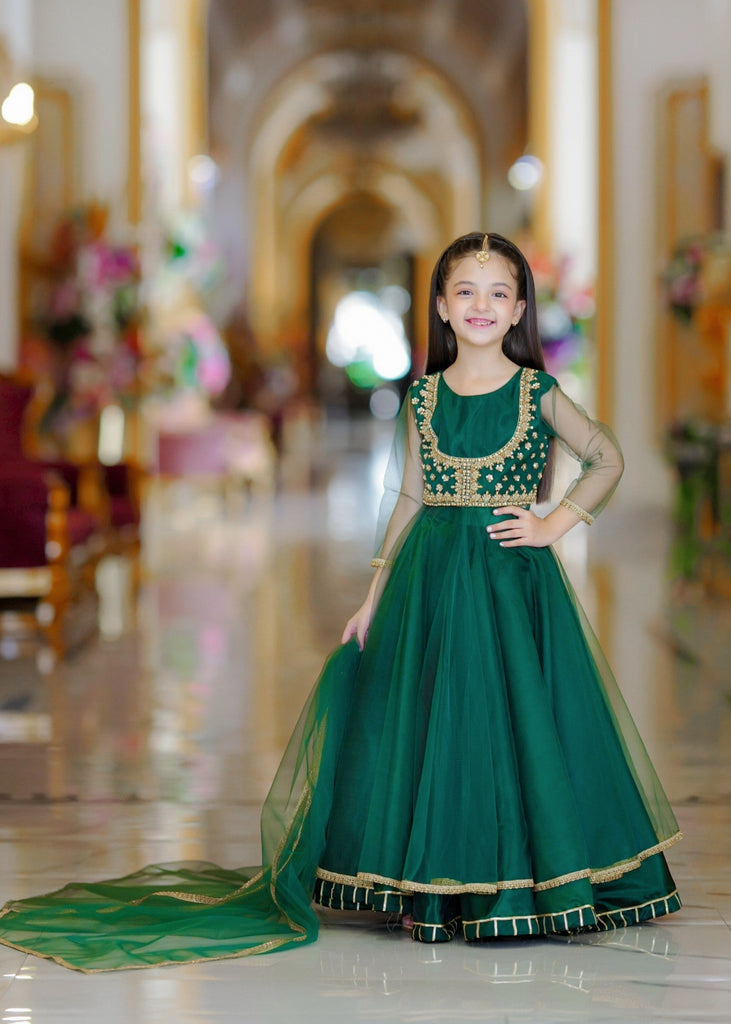 Exquisite Hand-Crafted Artistry in Every Stitch.