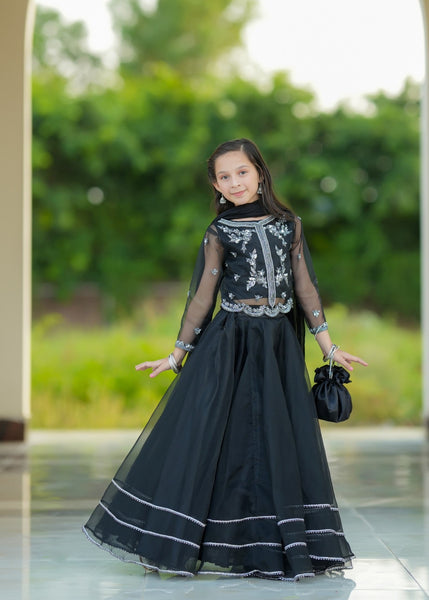 Seerat "KOMAL" Girls' Luxury Net Gown & Multi-Layer Crush Lehenga – Gentle Tea Rose Pink 3-Piece Set